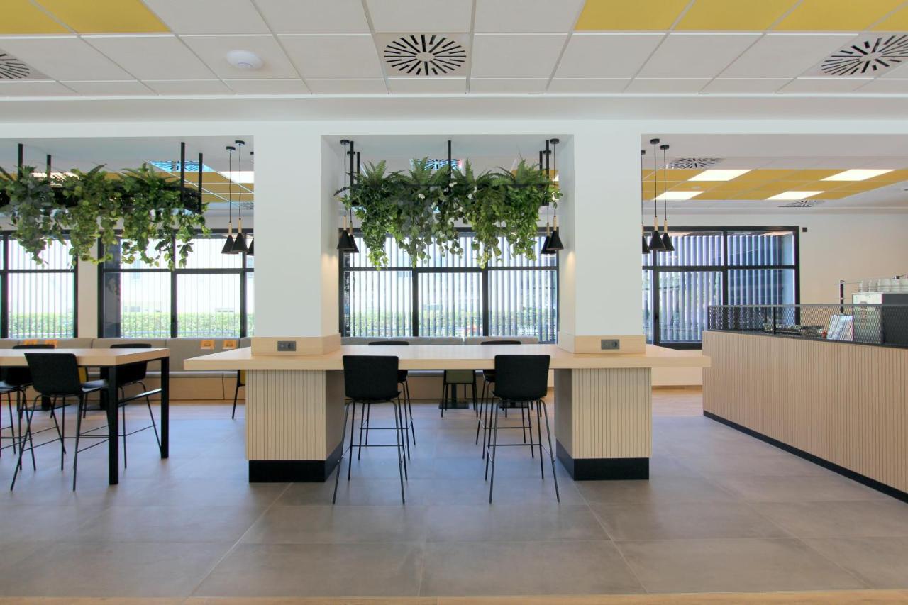 San Vicente Raspeig Villa Alojamiento Y Congresos - Villa Universitaria מראה חיצוני תמונה