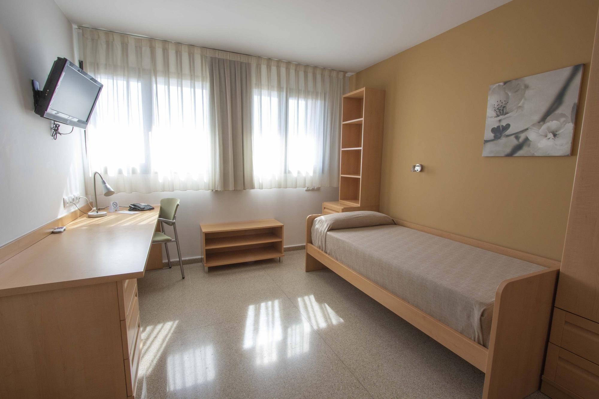 San Vicente Raspeig Villa Alojamiento Y Congresos - Villa Universitaria מראה חיצוני תמונה