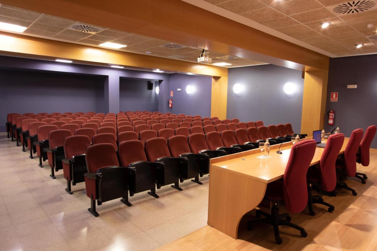 San Vicente Raspeig Villa Alojamiento Y Congresos - Villa Universitaria מראה חיצוני תמונה
